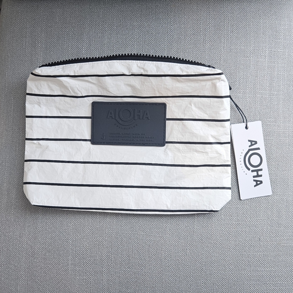 Aloha Splash Proof Travel Pouch New